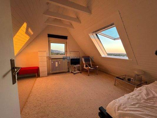 Schlafbereich im Dachspitz
