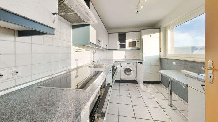 598 - Küche - Einbauküche im Preis enthalten