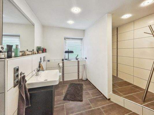 Obergeschoss - Badezimmer