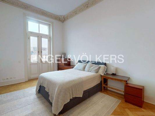 Erstes Schlafzimmer als gemütlicher Rückzugsort