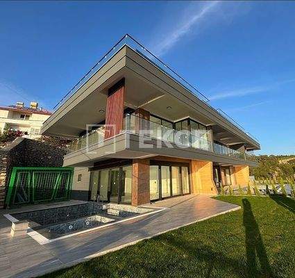 Elegant Villas with Private Pools in Alanya İncekum