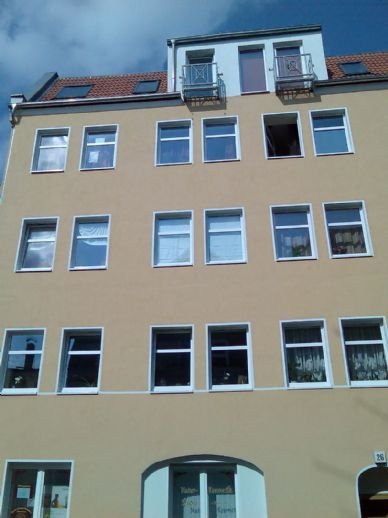 SchÃ¶ne helle 4 Raum Wohnung im Zentrum mit Balkon und Wintergarten