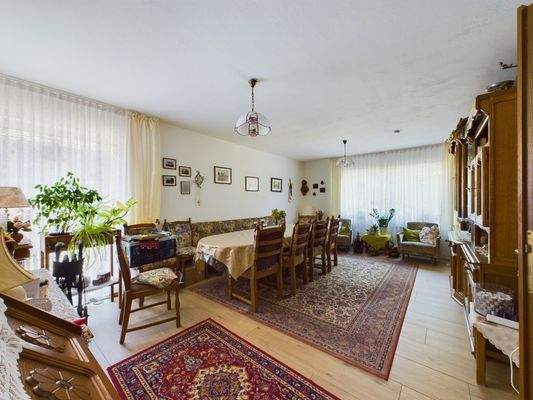 Esszimmer EG Haupthaus Nr. 26