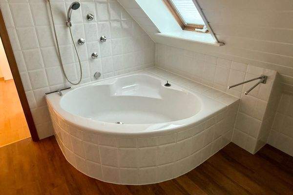 Spitzboden Badezimmer