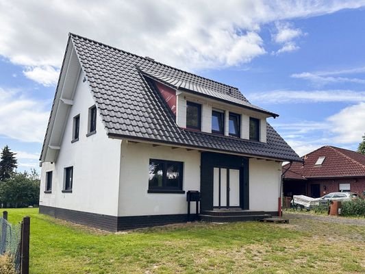 Aussenansicht Haus vorne 2