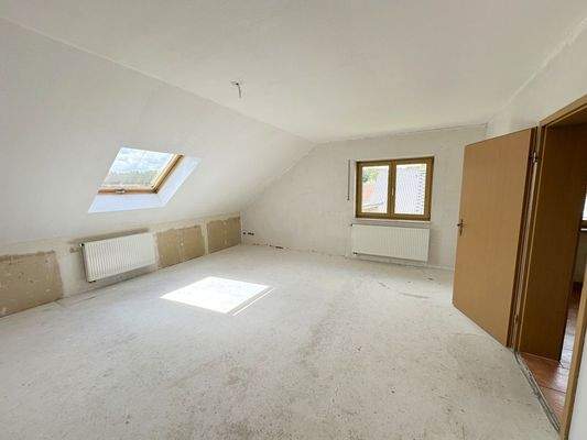 Wohn- und Esszimmer im Dachgeschoss