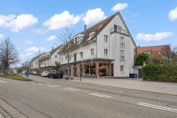 Außenansicht von der Straßenseite