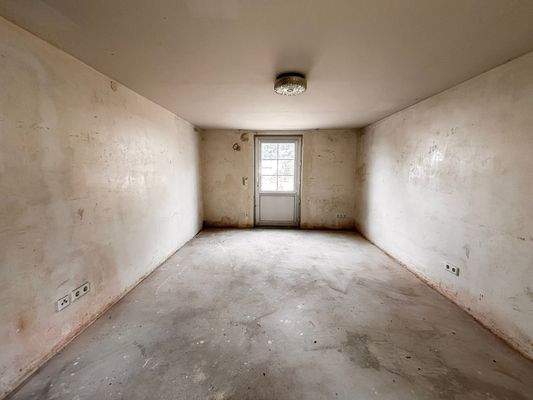 5 - Wohnzimmer Einliegerwohnung.JPEG