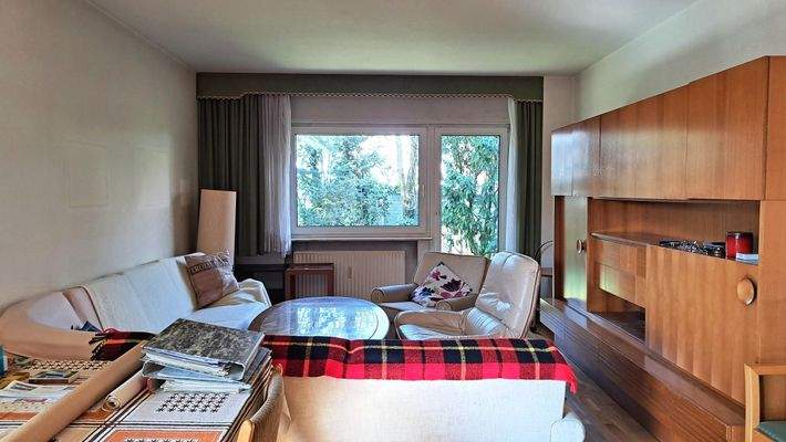 Wohnzimmer EG hintere Hälfte