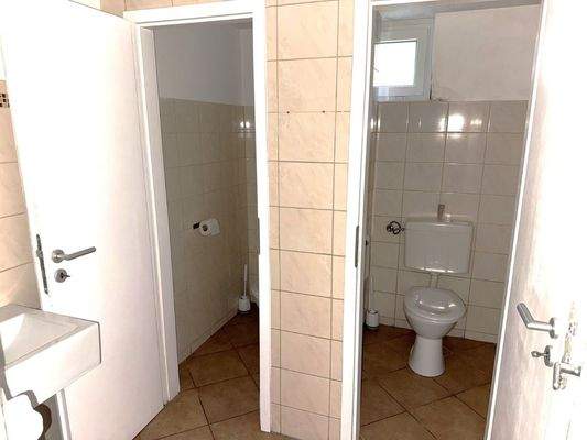 WC's (Kabinen aus dem Damen WC)