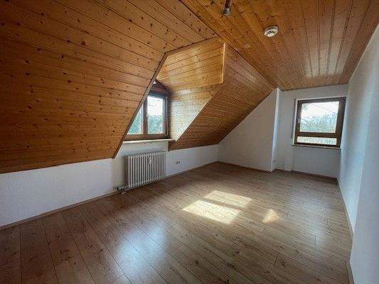 1. Kinderzimmer 2. DG