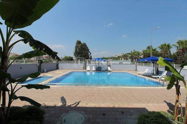 Flat with a Shared Pool Near Golf Courses in Kadriye Antalya