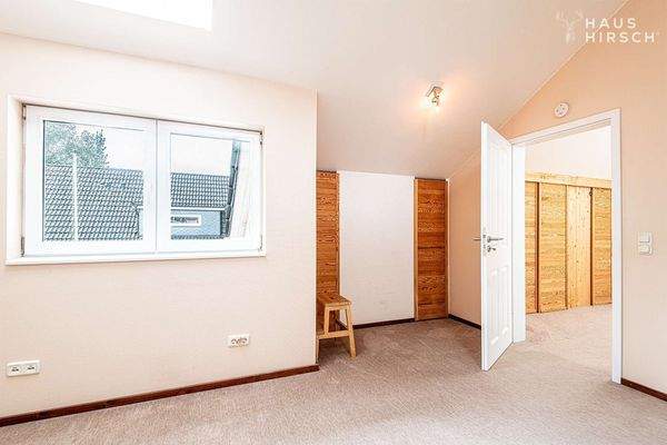 Schlafzimmer 1 Blick 2