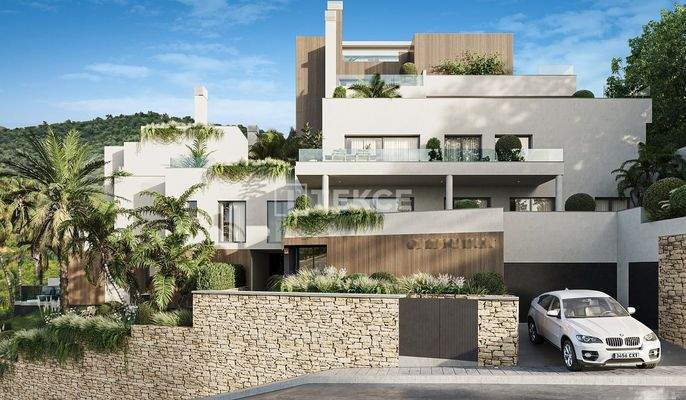 Bright Flats Close to the Beach and Town Center in Marbella