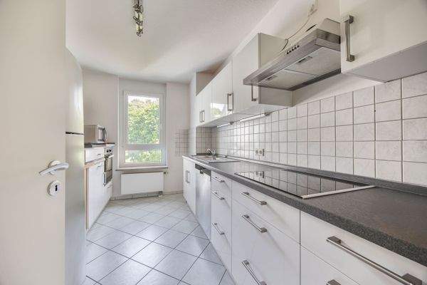 Räumlich abgetrennte Küche | Einbauküche im Angebot enthalten