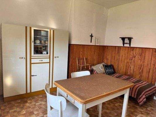 Eine weitere Küche im OG