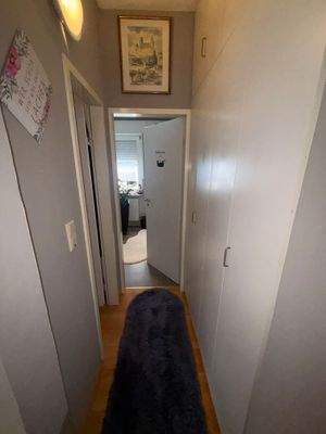 Gang richtung Badezimmer.jpg