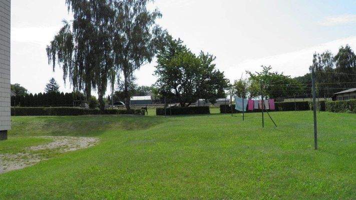 Freifläche am Gebäude, Wäschetrockenplatz