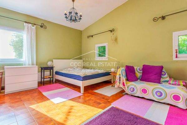 Großes Schlafzimmer mit...