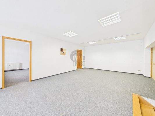 Gewerbe_Vorderhaus_1.OG_2