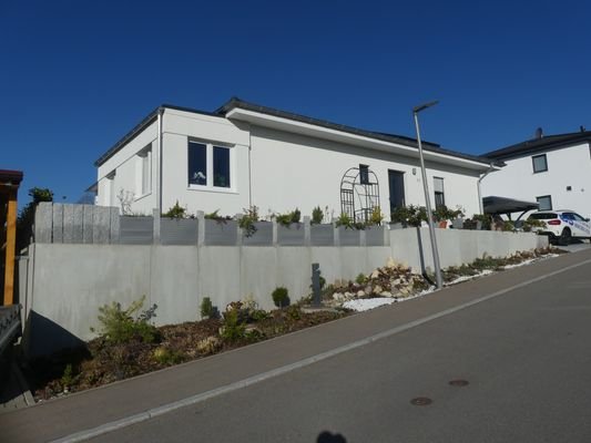 Juni im eigenen Haus