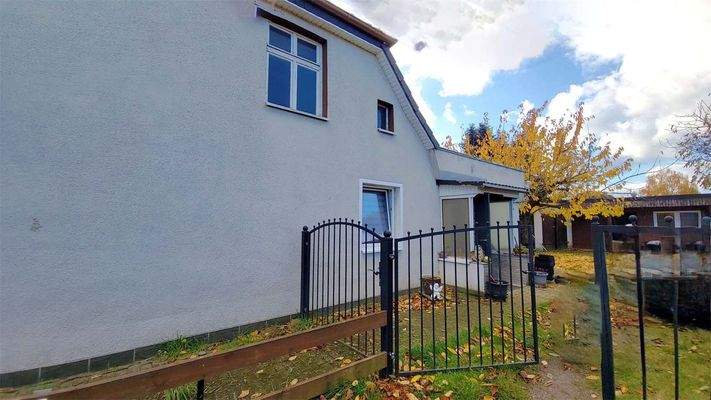 Giebel mit Hofzugang