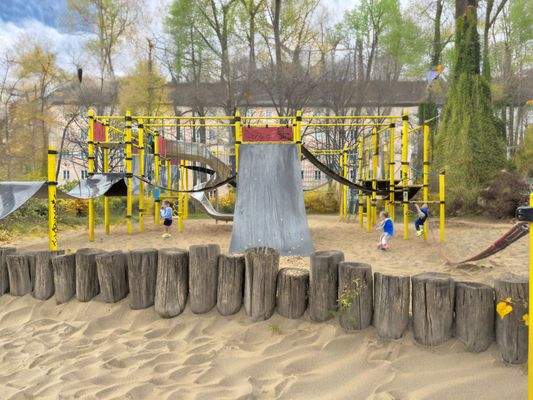 Spielplatz vor der Tür