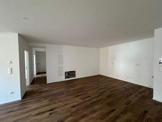 WhatsApp Image 2025-09-12 at 13.07.50.jpeg