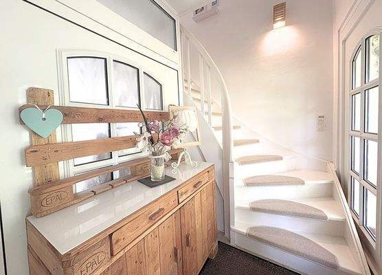 23 Windfang _ Treppe zum OG