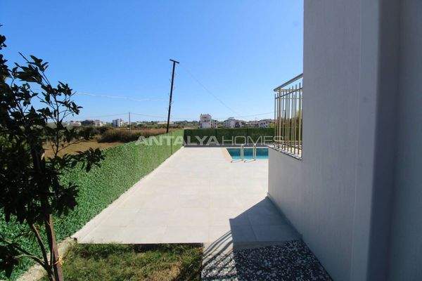 2-Bedroom Apartment in a Complex with a Pool in Antalya Manavgat