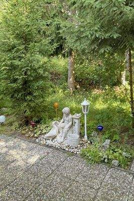 Zierbrunnen im Garten