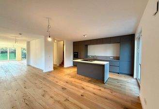 hochwertige Einbauküche 