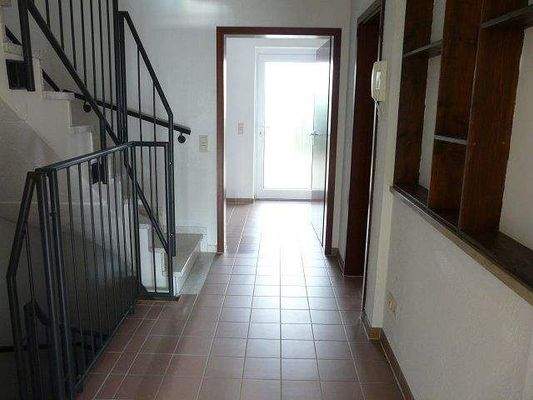 Flur geschlossen zum WB