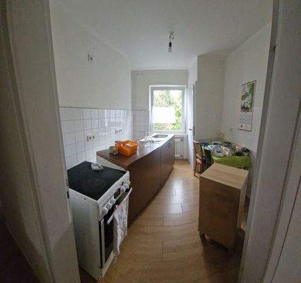 Küche mit Fensterblick