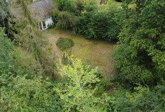 Außenansicht mit Garten