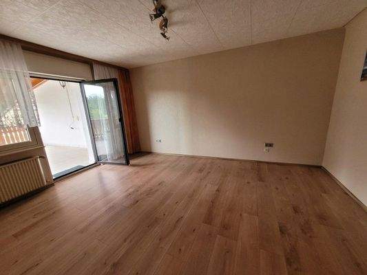 Zimmer mit Zugang auf die Terrasse