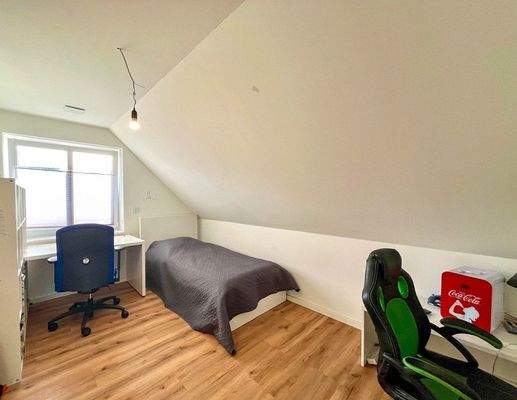 Kinderzimmer Dachgeschoss