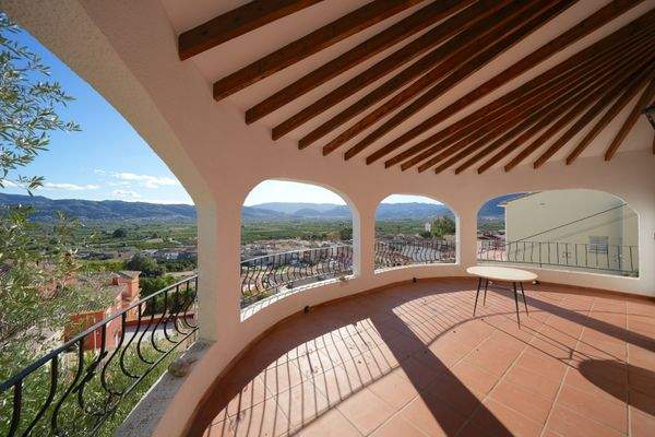 Überdachte Terrasse