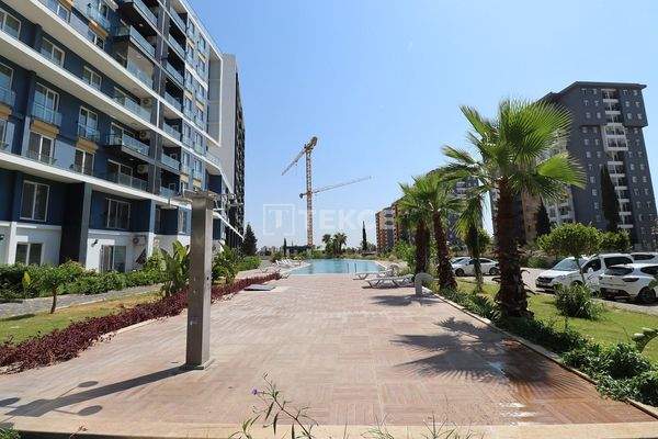 2-Bedroom Apartments in a Project with Pool and Sauna in Kepez