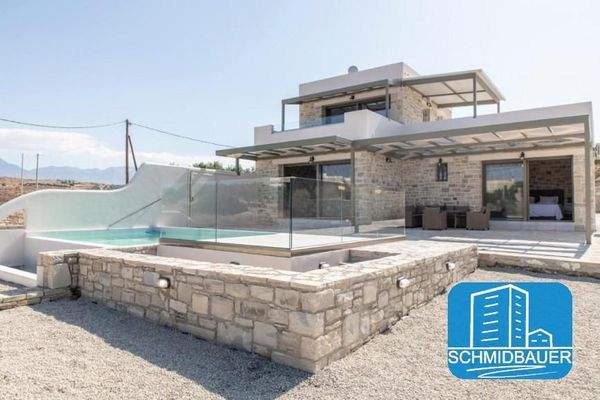 Kreta, Pitsidia: Villa mit Blick auf den Strand von Komos zu verkaufen