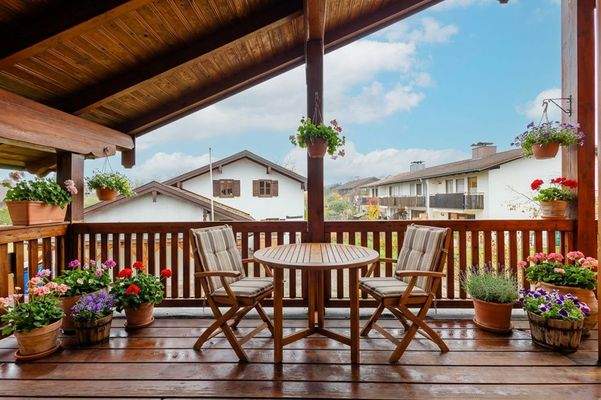 Visualisierung Balkon möbliert