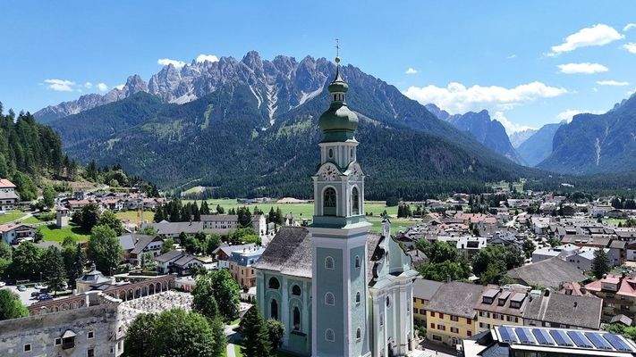 Neubau_Luxus_Zentral_Zimmerwohnung_Seeber_Immobilien_Immobilienagentur_Bauträger_Pustertal_Kronplatz_Berge_Wandern_Zweitwohnsitz