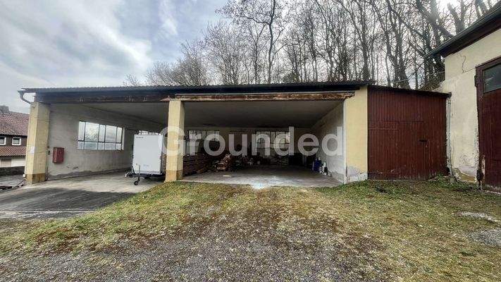 Ansicht offene Lagerhalle