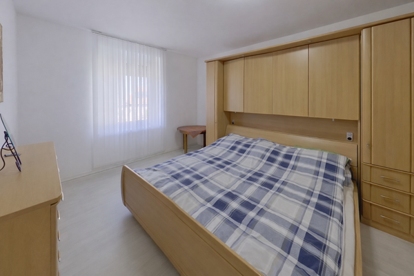 Schlafzimmer der Wohneinheit 1 im Zwischengeschoss