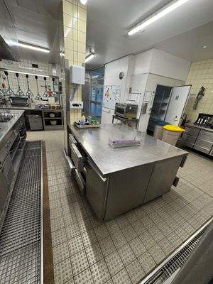 Küche Ansicht 7.jpg