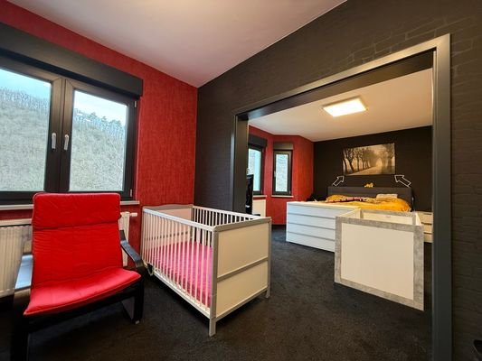 EG Schlafzimmer Bild 1