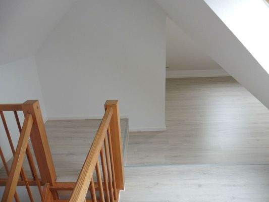 wohnlich ausgebautes Dachstudio           .JPG