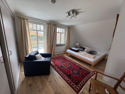 Zimmer im Obergeschoss in Einheit I