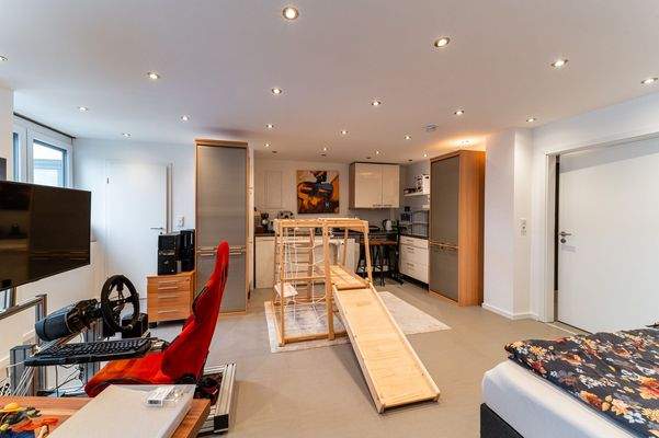 Zimmer, Flurseite gegenüber