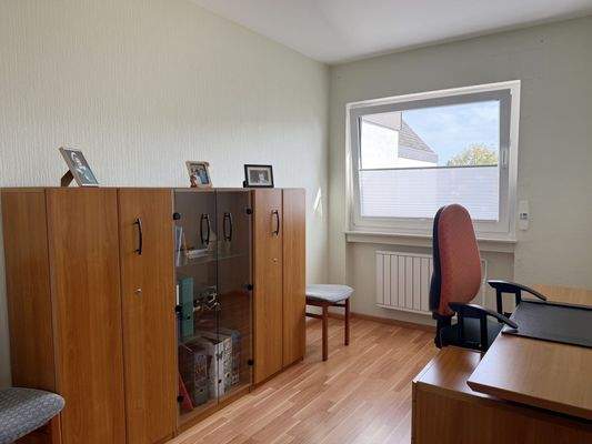 Arbeitszimmer OG